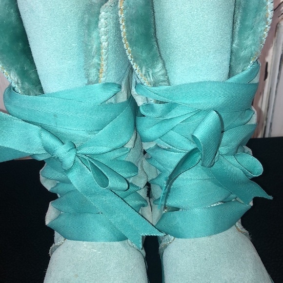 GQPY Shearling Lined Turquoise Suede Ribbon Laced Mid Calf Boot Size 36 - Picture 4 of 9